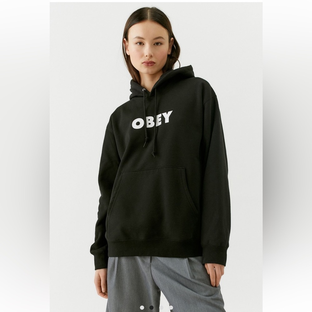 Obey black and white hoodie NEW